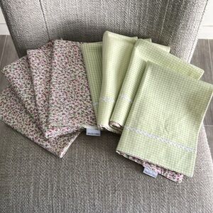 Tok & Stok 8 vintage ditsy rose gingham reversible cloth placemats pink green